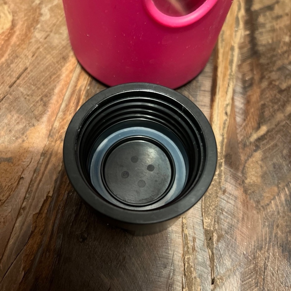 Takeya Glass Water Bottle with Silicone Sleeve, PINK HYDRATION TUMBLER - Picture 7 of 7